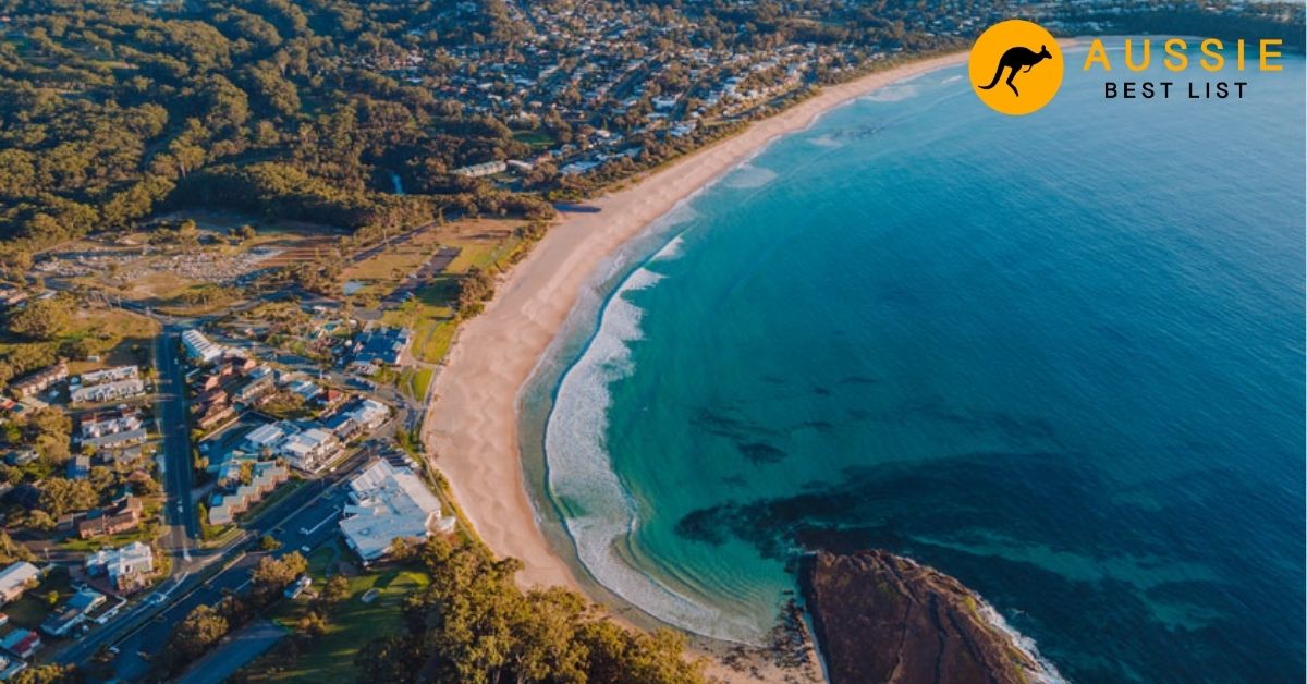 Enjoy the Tranquil Setting of Mollymook Beach
